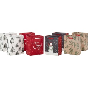 Hallmark 13″ Christmas Gift Bags – Red, Gold and Black Plaid, Leopard Print, Giraffe Print (4 Large Gift Bags) for Holiday Parties, Hanukkah, Winter Weddings(8 count (Pack of 1))