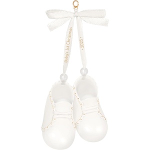 Hallmark Keepsake Christmas Ornament 2025, Baby’s 1st Christmas Baby Booties 2025, Porcelain(2025 Baby)