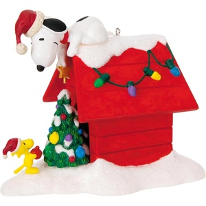 Hallmark Keepsake Peanuts Christmas Ornament, The Peanuts Gang with Snoopy Let’s Go Sledding! Musical with Light and Motion(Deck the Doghouse)