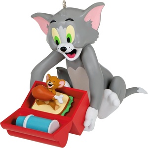 Hallmark Keepsake Christmas Ornament, Tom and Jerry A Little Snack, Cartoon Gifts(What’s for Lunch?)