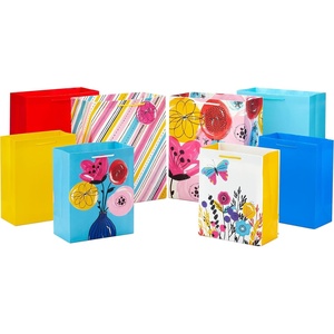 Hallmark Assorted All Occasion Gift Bags (8 Bags: 4 Medium 9″, 4 Large 13″) Flowers, Butterfly, Stripes, Solids for Easter, Birthdays, Bridal Showers, Mother’s Day(Flowers  Butterfly  Stripes  Solid)