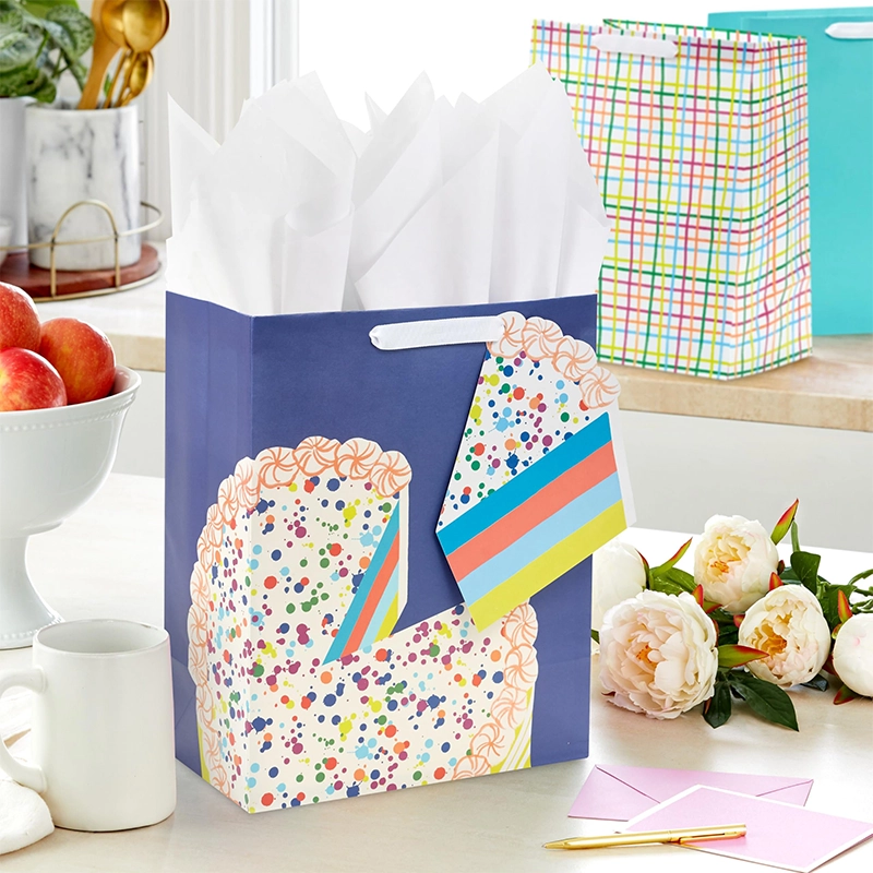 Hallmark Official Store | Greeting Cards, Gifts, Ornaments & Holiday Collections